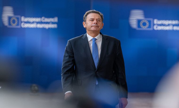 Montenegro acusa EUA de incoerência com acordo com a Rússia sobre gasóleo