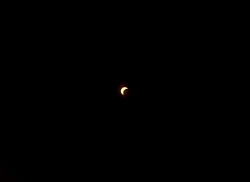 O Sol desapareceu: eclipse histórico surpreendeu Portugal e Bélgica