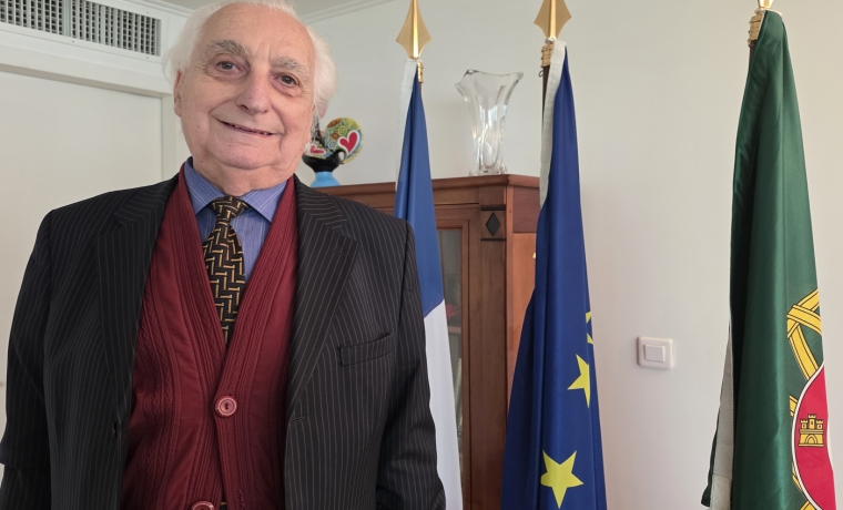 França: “Moldo a minha portugalidade muito bem, porque pratico uma linguagem internacional, que é a música”